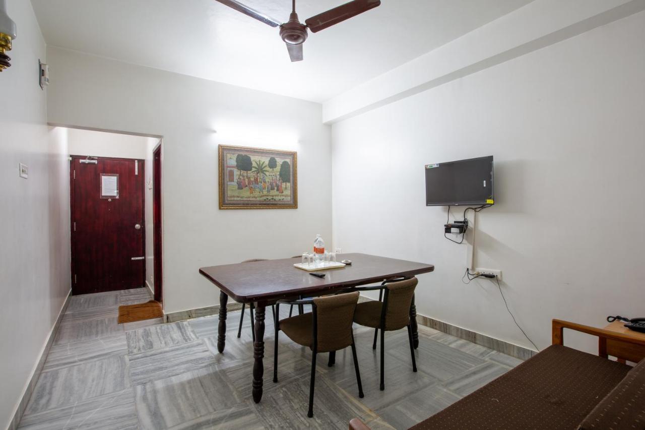 Sri Aarvee Hotels Coimbatore Esterno foto