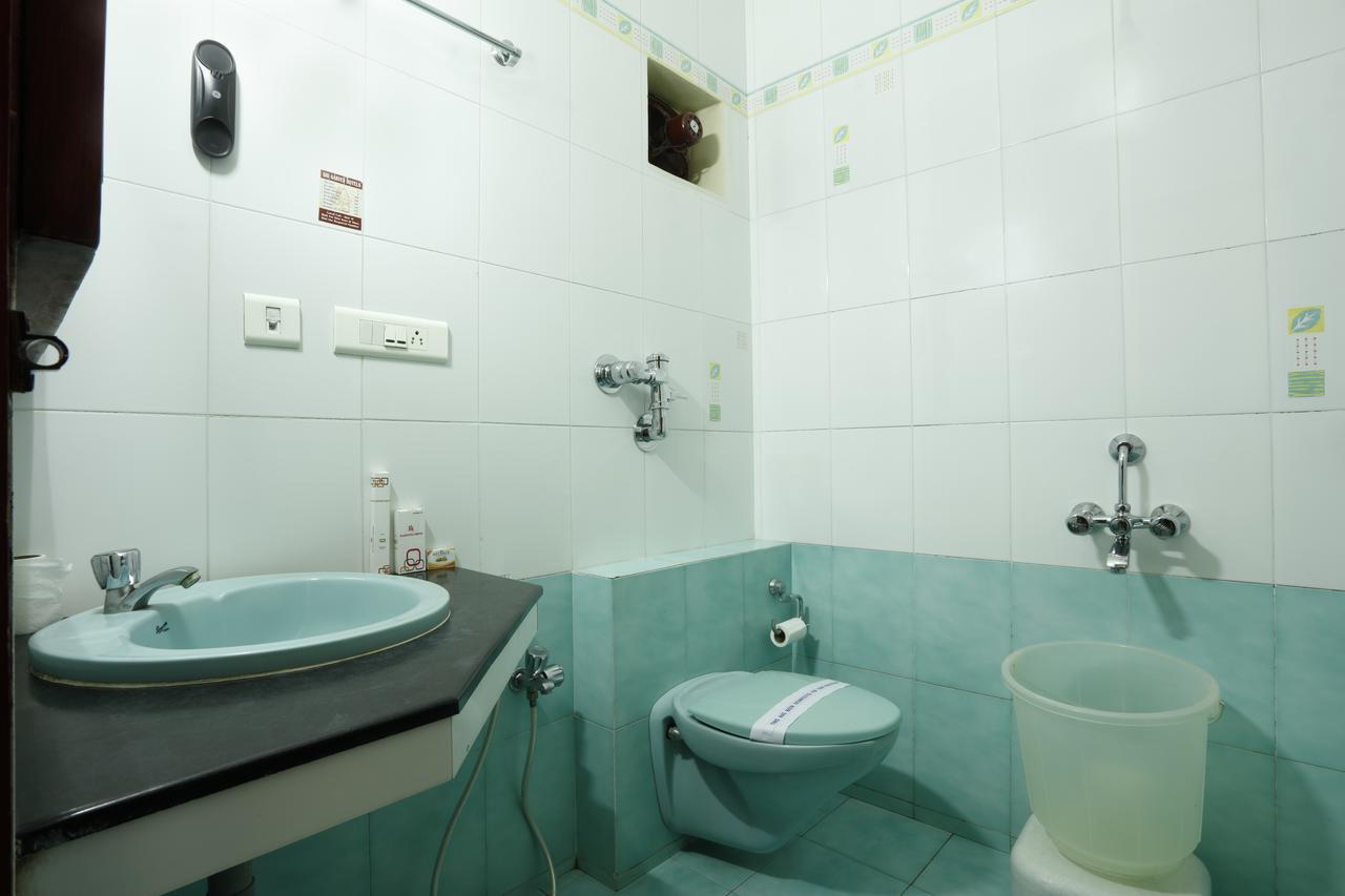 Sri Aarvee Hotels Coimbatore Esterno foto